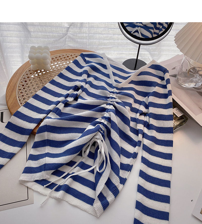 Gestreiftes Langarm-T-Shirt mit V-Ausschnitt und Kordelzug 6485