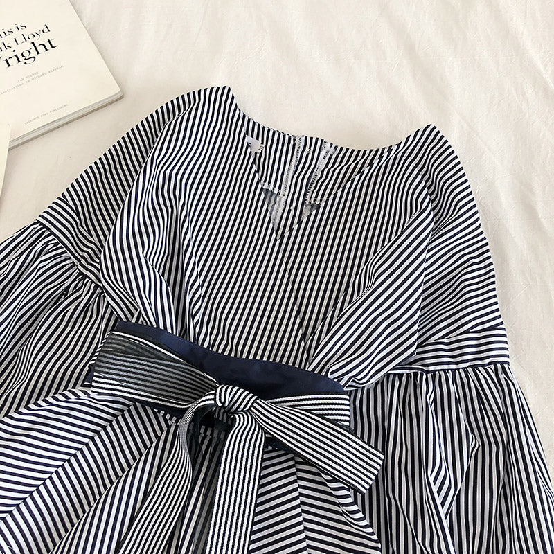 The new Korean bow tie tie stripe waist closure is versatile  6238