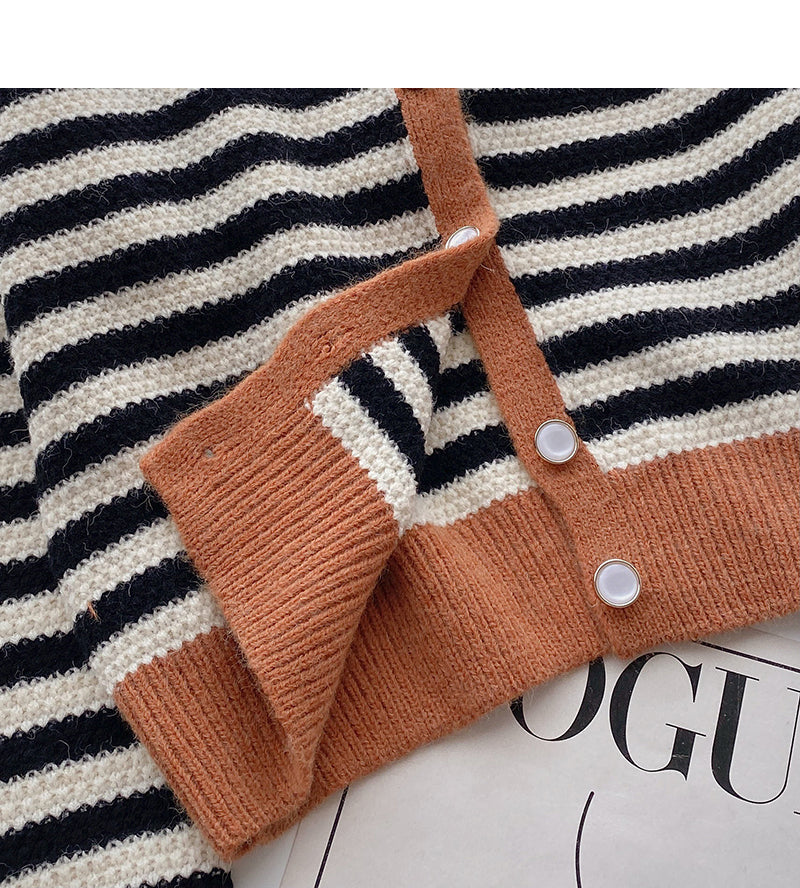 Single breasted crew neck striped sweater coat  5996