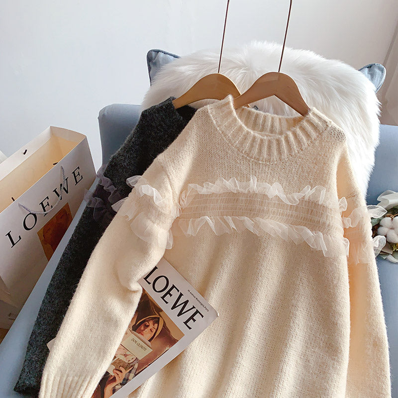 Temperament lace stitched crew neck sweater  5258
