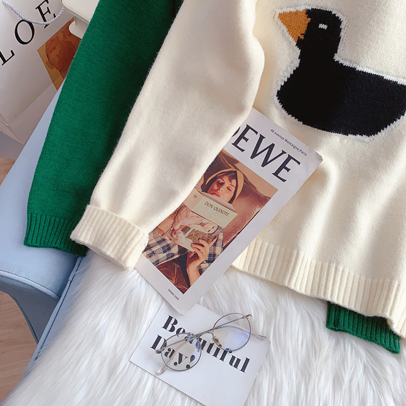 Japanese embroidered duck cartoon sweater  5099