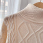 Tragen Sie eine faule koreanische Jacke über dem Twist-Rollkragenpullover 4954