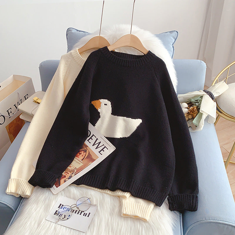 Japanese embroidered duck cartoon sweater  5099