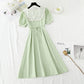 Chiffonkleid mit Spitzen-Puppenausschnitt und schmaler Taille 4855