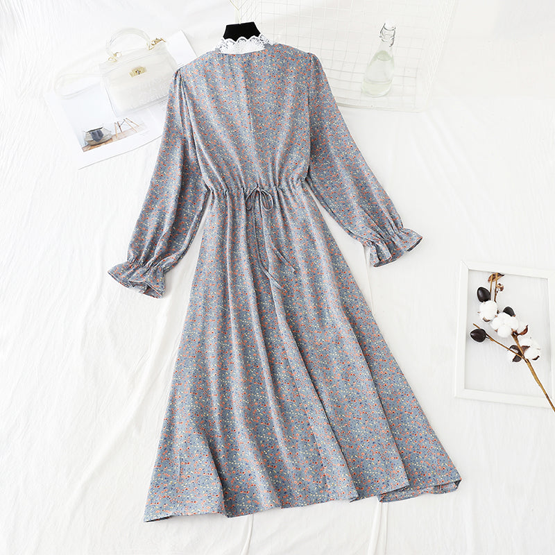 Koreanisch geschnittenes Blumenkleid mit Taillenschnürung sieht dünn aus und Rock mit Boden 4840