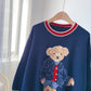 Pullover im College-Stil mit niedlichem Cartoon-Bär und Rundhalsausschnitt 4935