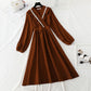 Neu Schmales Cordkleid 4753 mit altersreduzierendem Rüschen