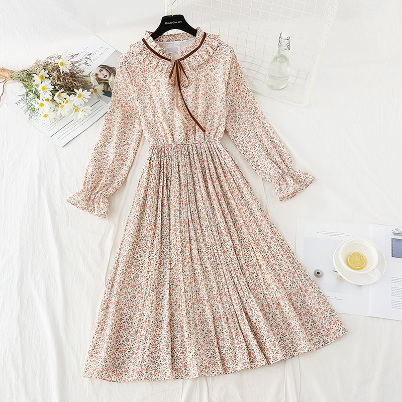 The new pleated lace up chiffon dress is too thin to the knee. Floral skirt  4804