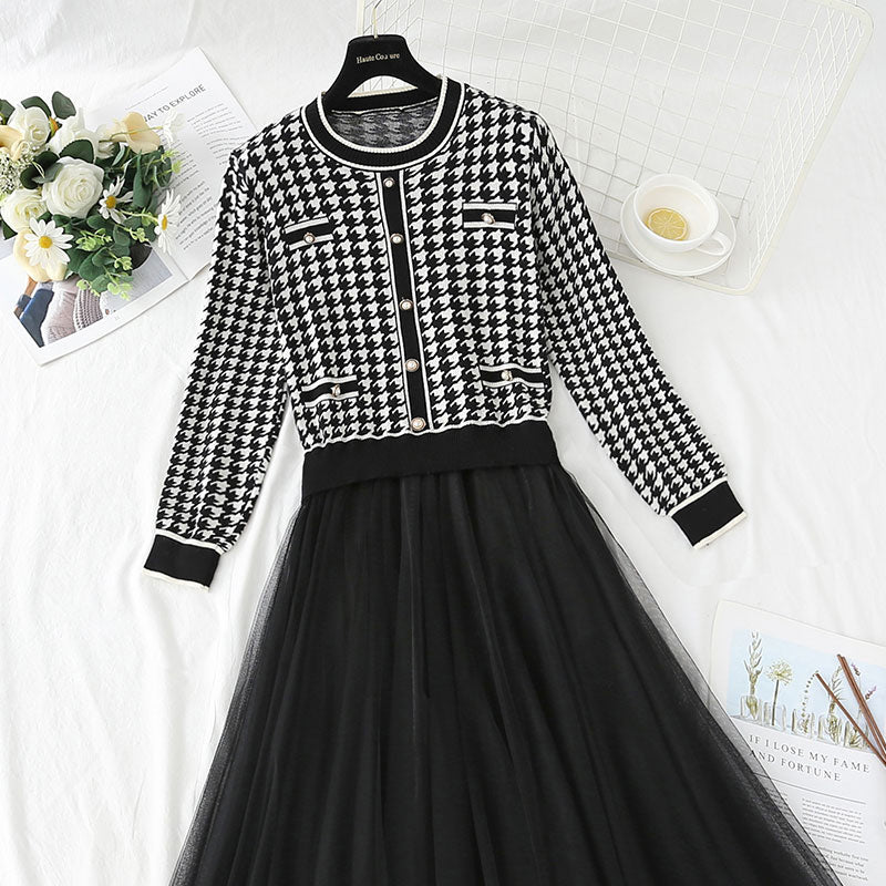 Kleid mit Netzrock und Kniebund 4415