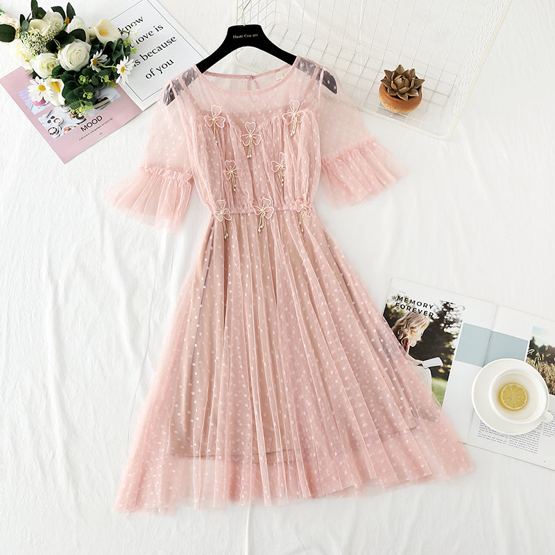 Netzkleid mit Blumen-Strassperlen 4407