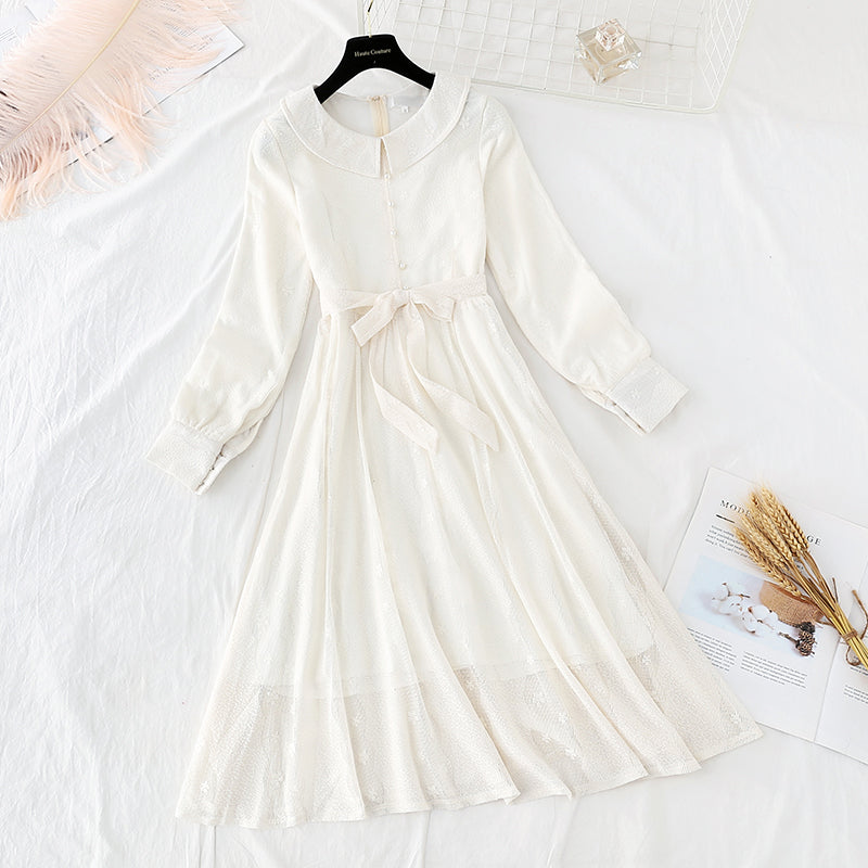 The waist is slim, retro, long sleeve, small lapel and bottom skirt  4097