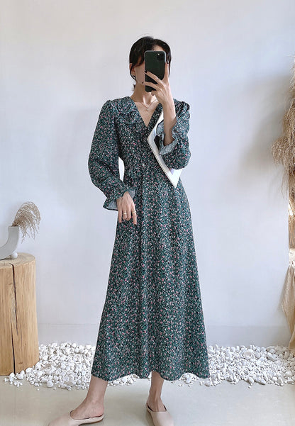 V-neck waist closing thin lotus leaf sleeve Floral Chiffon gentle wind dress  3912