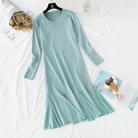 Knee length fishtail bottomed sweater skirt  3944