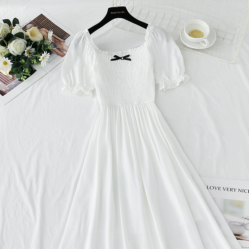 Französisches Retro-Kleid mit eckigem Ausschnitt und Blasenärmeln, Spitzenkante 4271