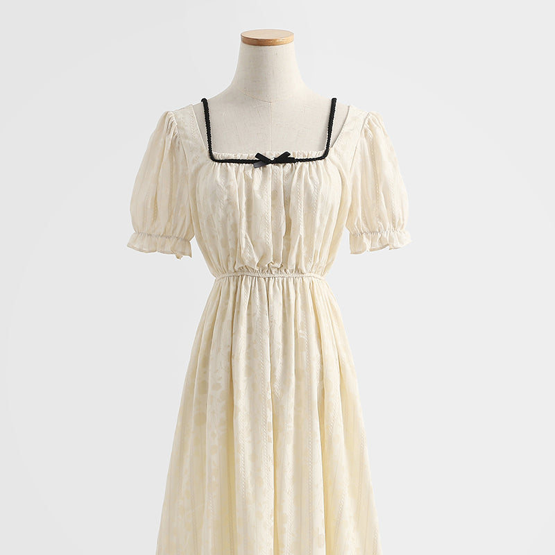 Kikyo Kleid für die erste Liebe im Nischendesign mit quadratischem Kragen 4292