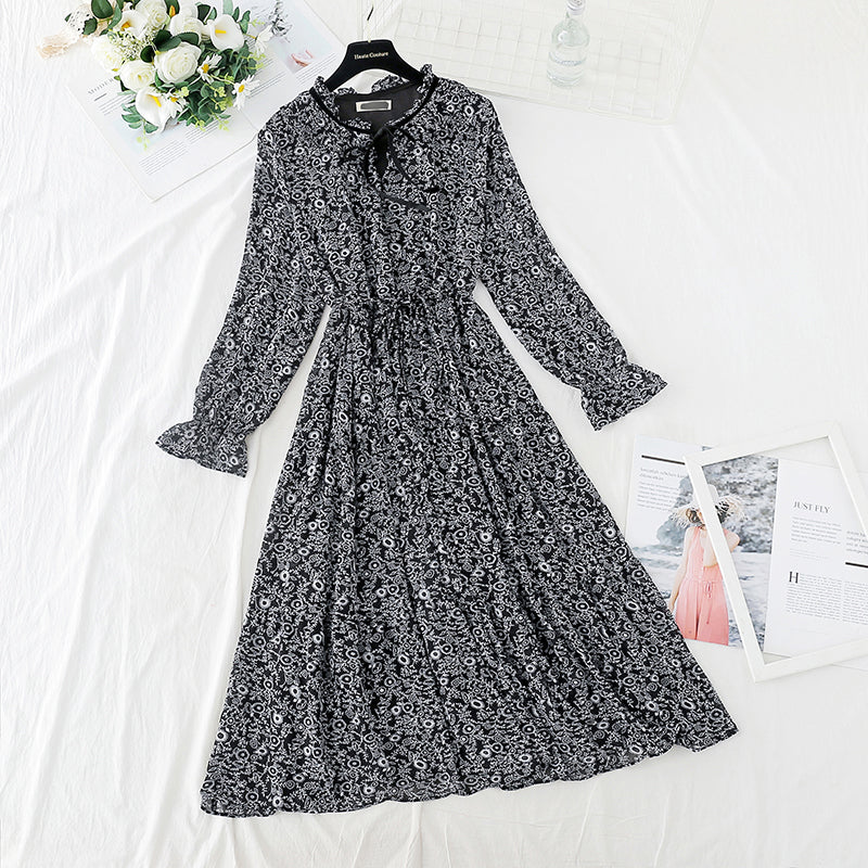 Small fragrance retro French floral dress with backing  3879