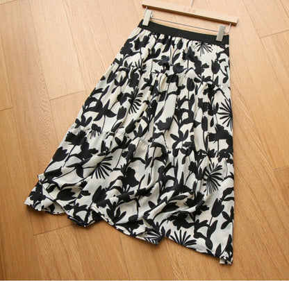Romantic, elegant, elastic-waisted skirt  3637