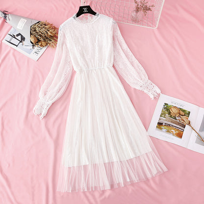 Plissiertes Spitzenkleid aus goldenem Samtnetz 3971