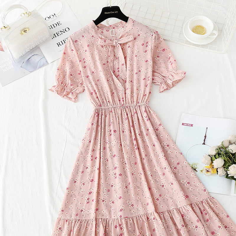 Kleines Blumenkleid aus französischem Chiffon 4903