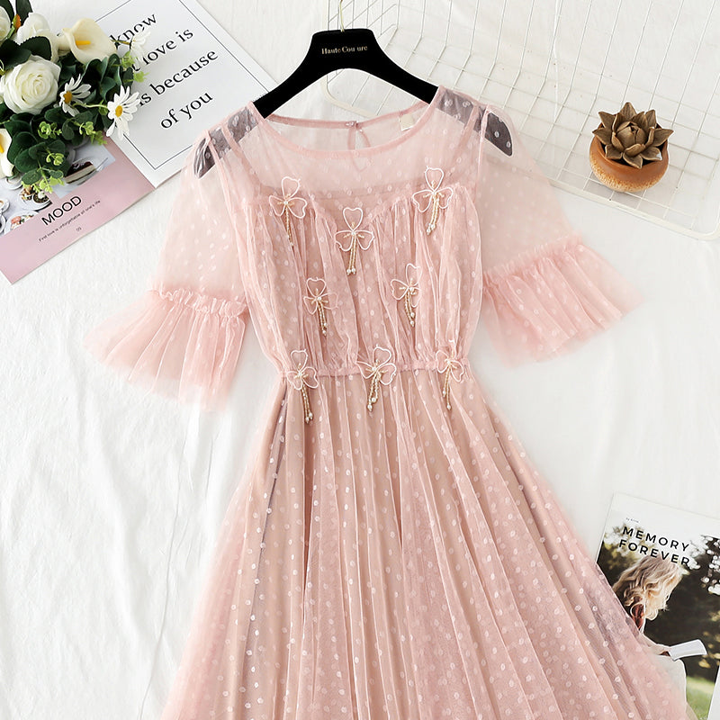 Netzkleid mit Blumen-Strassperlen 4407
