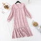 Spitzenkleid mit Puppenkragen und langem Fischschwanzrock 3990