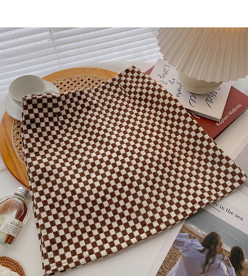 Retro chessboard plaid skirt with slim waist  5344
