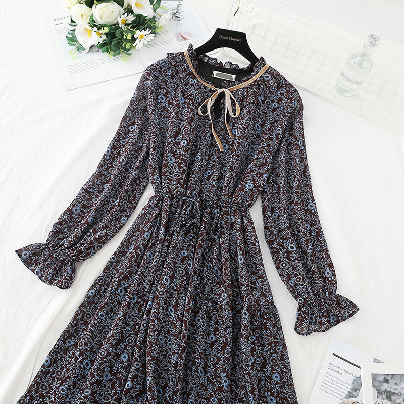 Small fragrance retro French floral dress with backing  3879