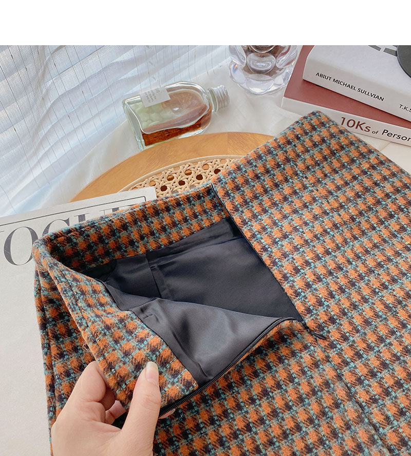 The new Korean retro style shows a thin Plaid hip wrap skirt  5531