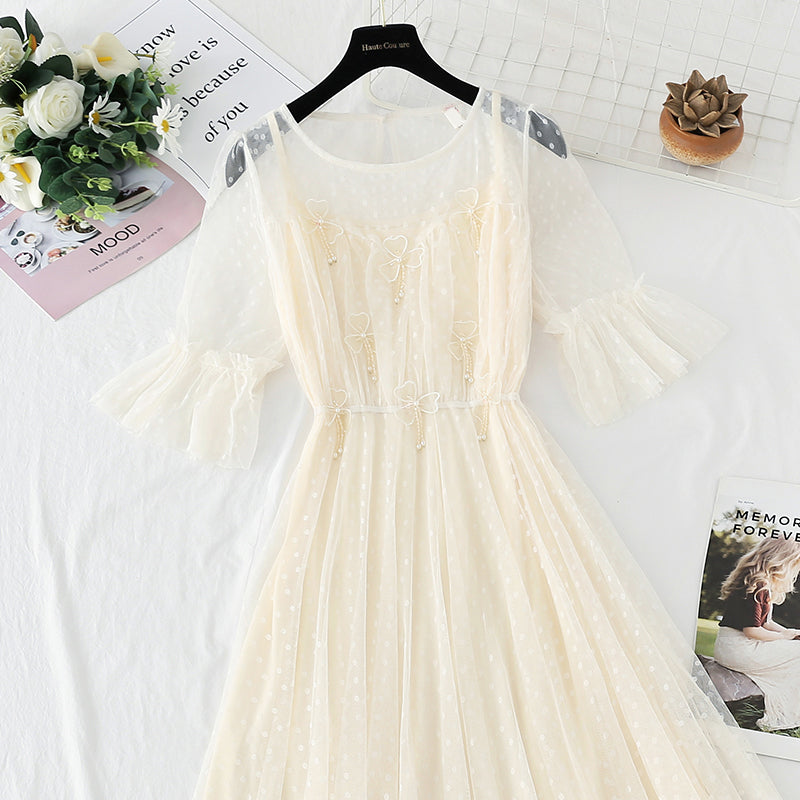 Netzkleid mit Blumen-Strassperlen 4407