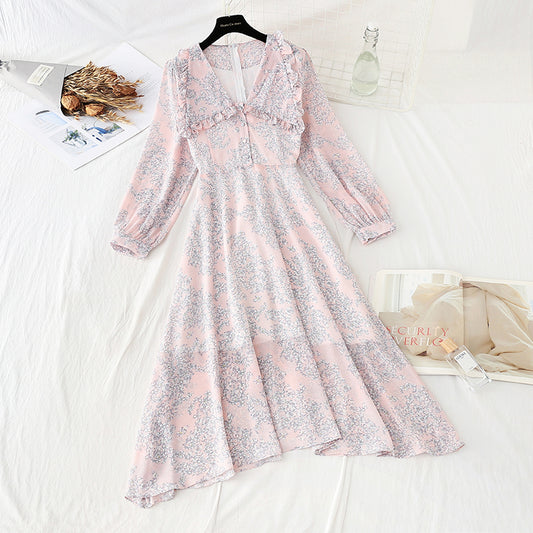 Mit Mantel und Chiffon-Blumenkleid sieht es dünn aus und passt in 4842