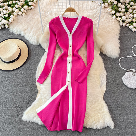 Cardigan mit Taillenabwärts-Stricktasche und hüfthohem Kleid 3749