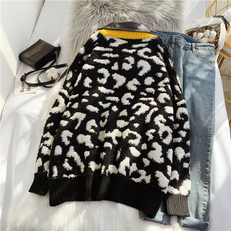 Leopard print foreign style knitted cardigan piecing European goods  5105
