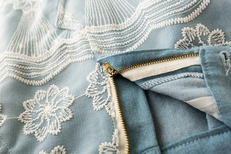 Summer style, literature and art, fashion, small fresh denim skirt, lace mesh splicing  3622