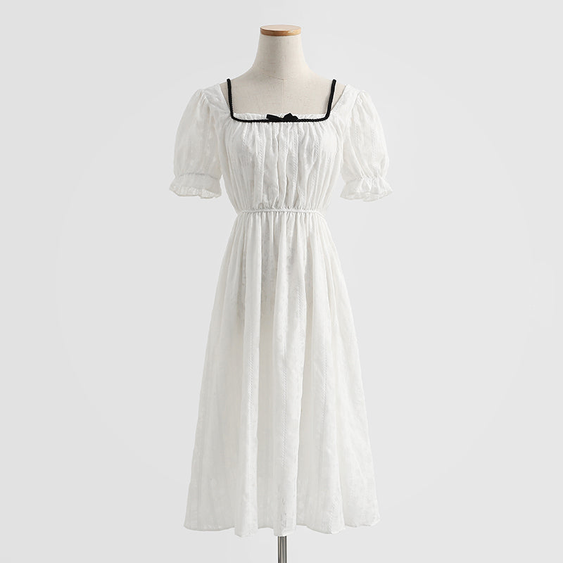 Kikyo Kleid für die erste Liebe im Nischendesign mit quadratischem Kragen 4292