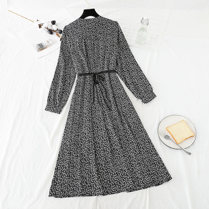 Koreanisches Chiffon-Blumenkleid mit V-Ausschnitt 4784