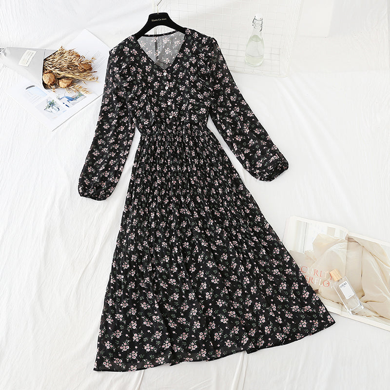 Geblümtes Volantkleid mit dünnem Ohrenrock 4797
