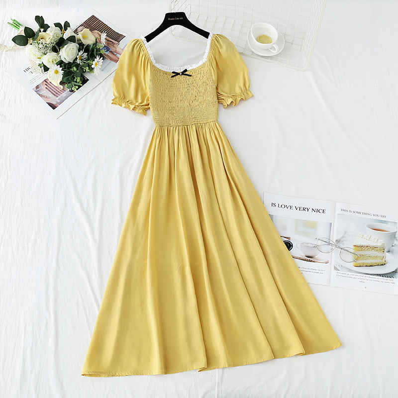 Französisches Retro-Kleid mit eckigem Ausschnitt und Blasenärmeln, Spitzenkante 4271