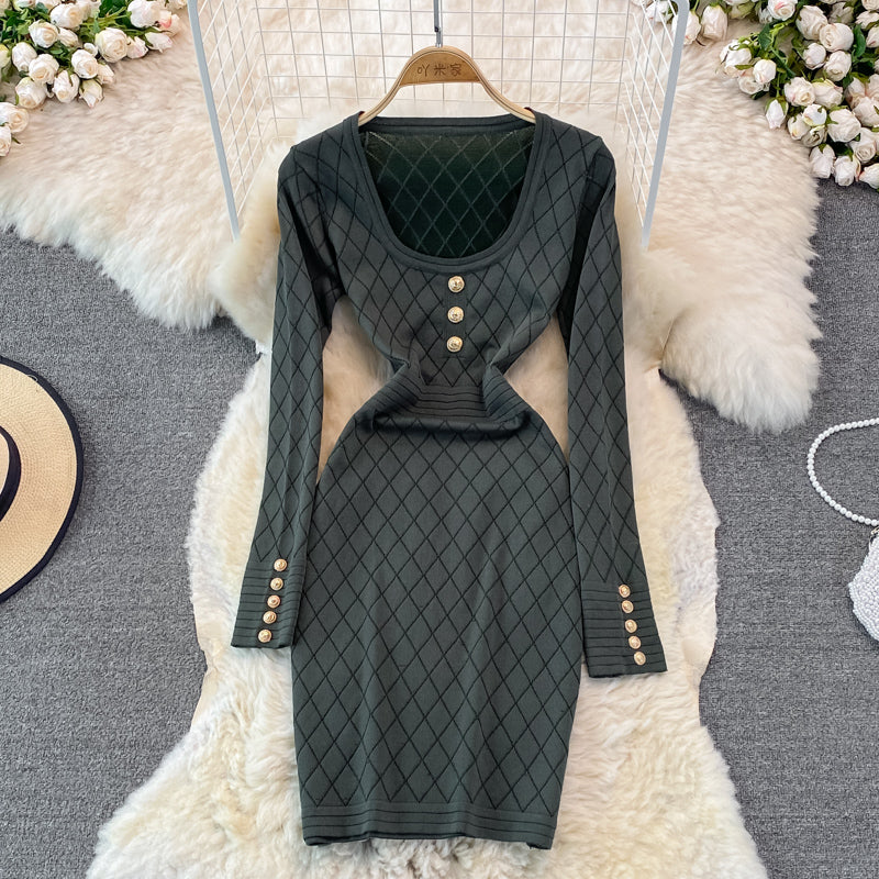 Langärmliges, sexy, personalisiertes, gestricktes Kleid mit eckigem Ausschnitt und Hüftboden 3781