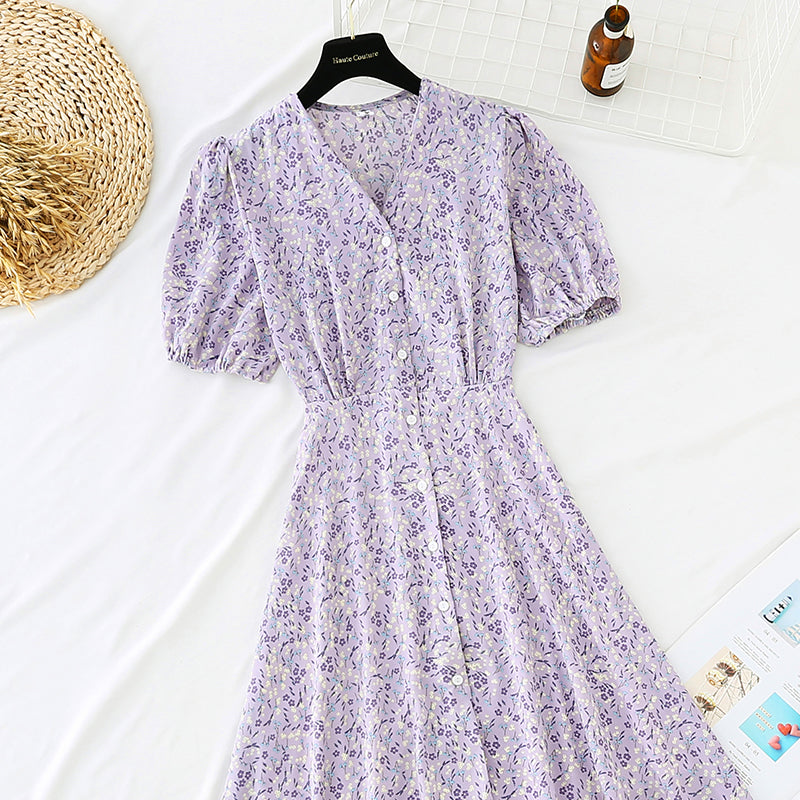 Kleines frisches Blumenkleid mit einfacher Taille und dünnen Knöpfen 4664