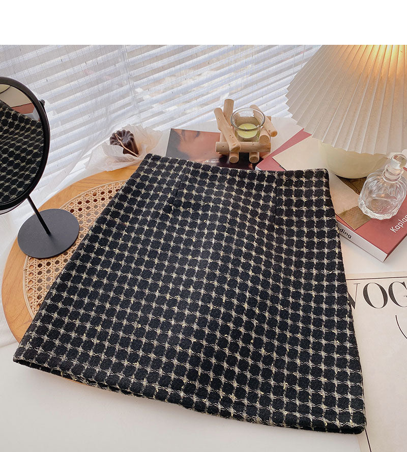 The new Korean version of foreign style retro personality lattice thin Hip Wrap Skirt  5316