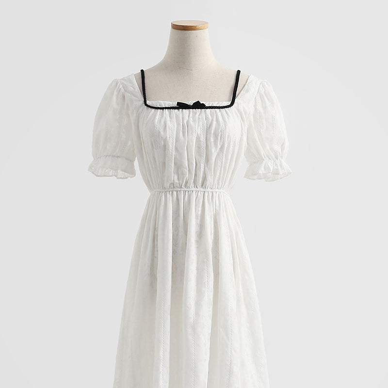 Kikyo Kleid für die erste Liebe im Nischendesign mit quadratischem Kragen 4292