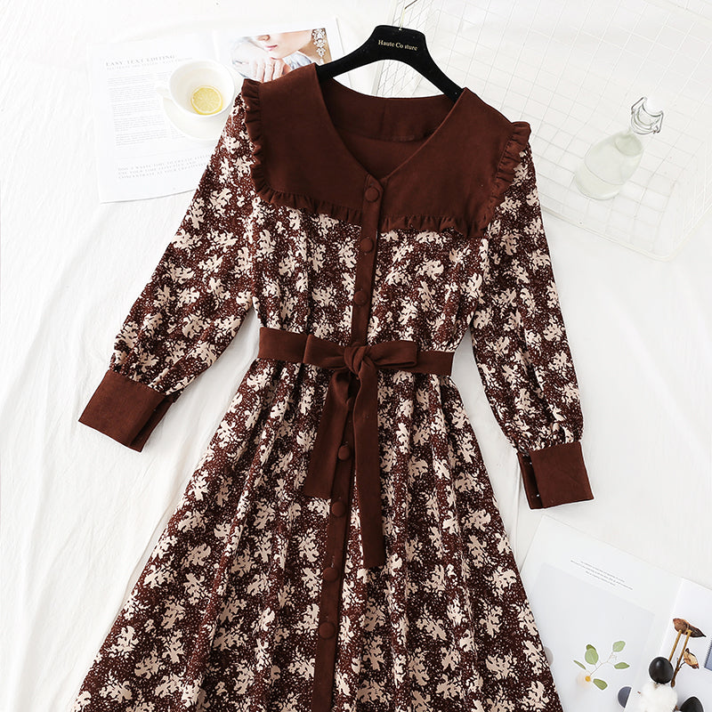 Das neue Kleid mit Kordrücken sieht dünn aus 4571