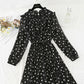 Chiffon floral skirt is thin and gentle. Wear it with a dress  4810