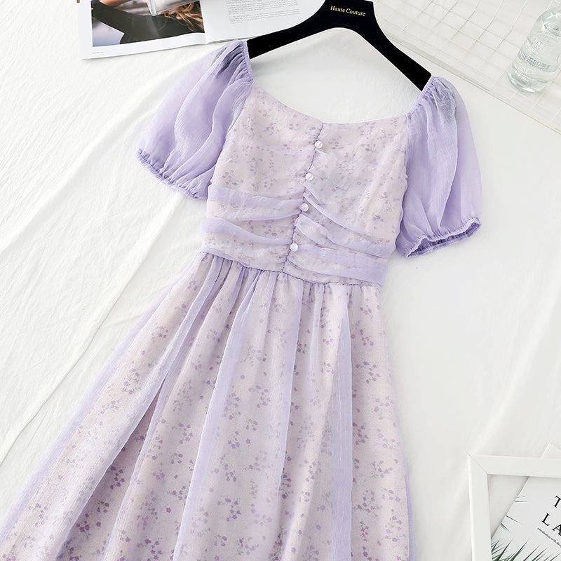 The new style of waist is thin. Hepburn can make salt and sweet skirts.  4631