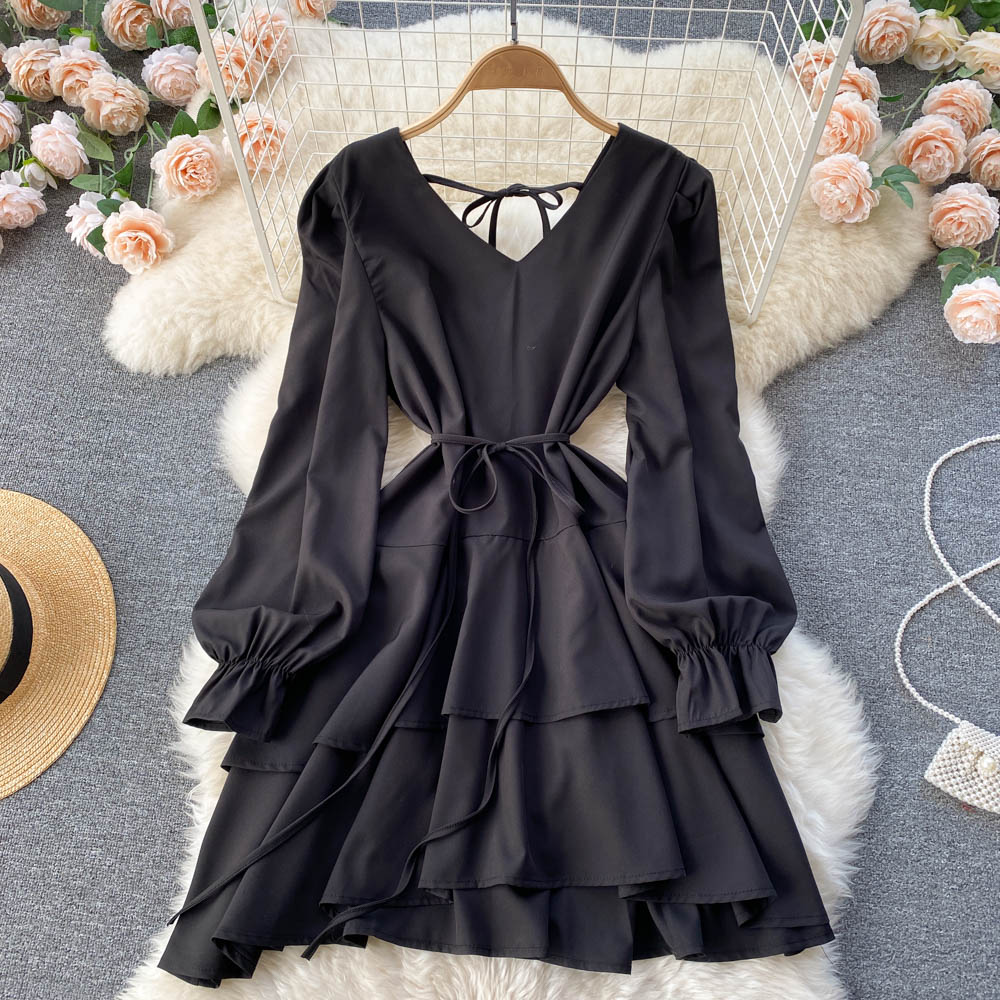 Robe simple à manches longues et col en V Robe tendance 10775